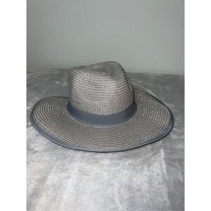 NEW! Women’s Saks Fifth Ave Silver Coastal Beach Summer Bucket Hat